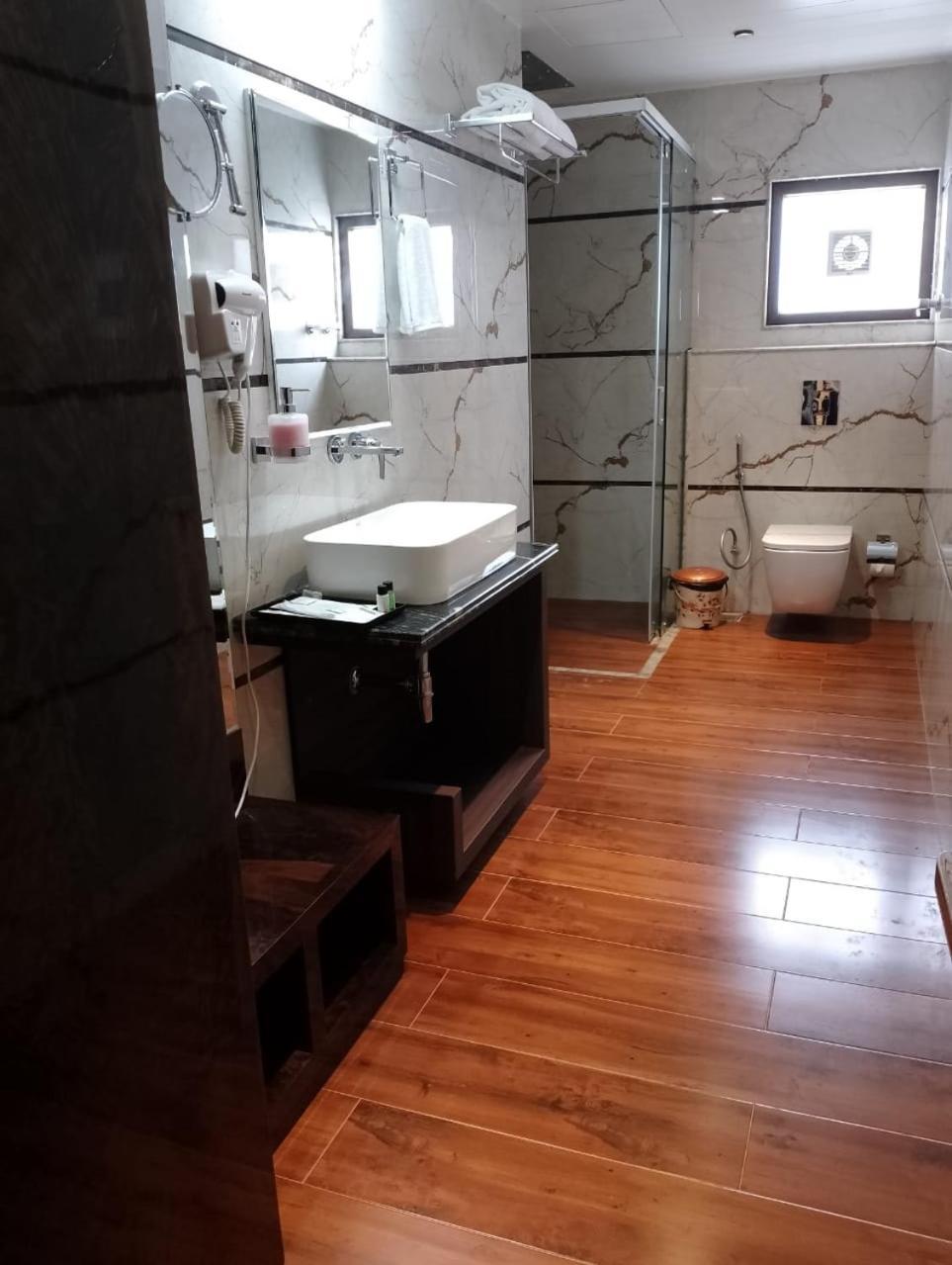 Hotel Suncity Palace Katihār 외부 사진